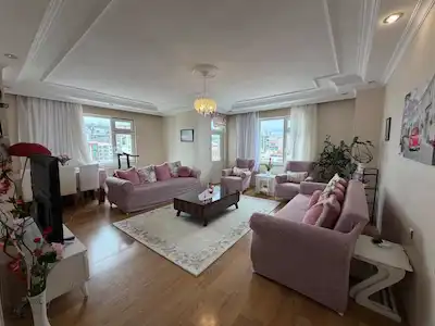 ŞEHRIN KALBINDE, FERAH VE PRESTIJLI 3+1 DAIRE
